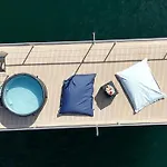 Neon Bigigio House Boat * Lisanza